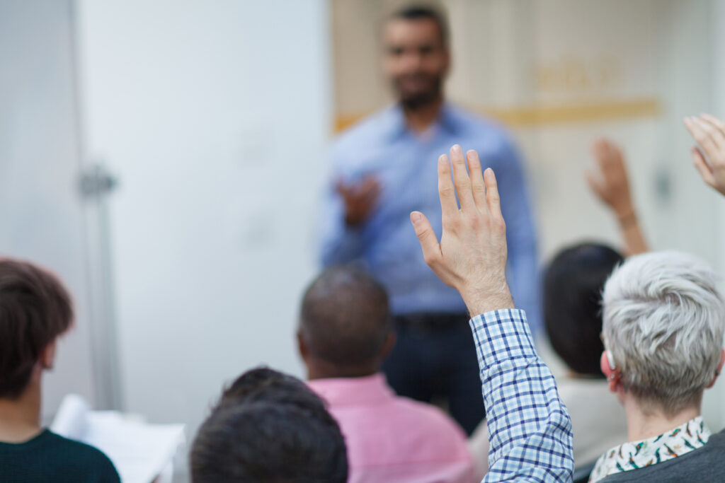 A look inside Amazon’s town hall strategy