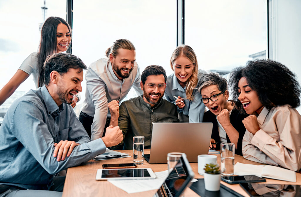 Internal comms only helps 20% of employees feel connected, survey says